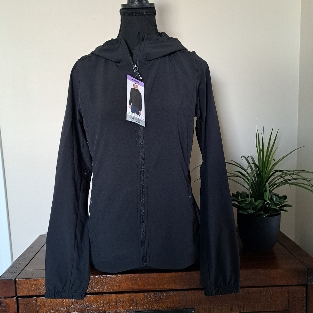 Mondetta Outdoor Project Black Jacket Activewear Lightweight Size XS NEW